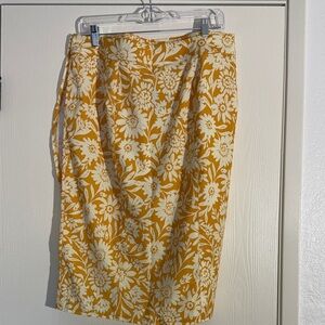 Ripskirt Hawaii Yellow Floral with Pckets and Velcro closure size L